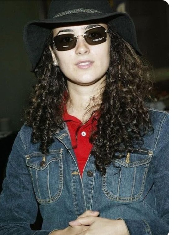 CodeDePabl33618's tweet image. I desire to put lots of smiles on the face of my fans who truly love me

I love y&apos;all too❤️🥰