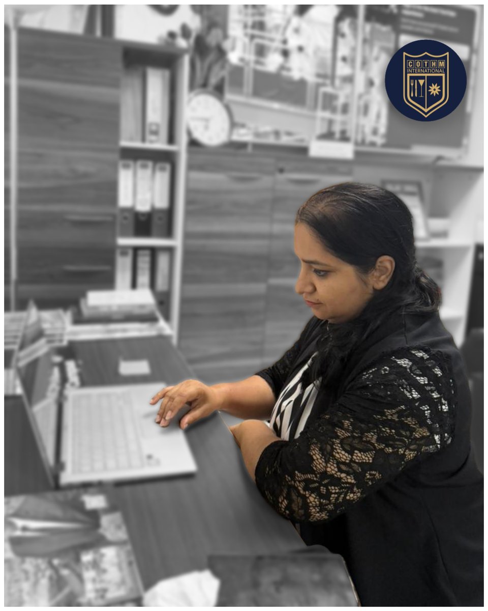 COTHM_Dubai's tweet image. 🎓 Wrapping up with confidence! Usama has just completed his final exam for the Certificate in Hospitality Management (KHDA) at COTHM Dubai.

Here&apos;s to new beginnings and a bright future in hospitality! 👏✨

#COTHMDubai #FinalExam #CHM #KHDA #HospitalityEducation