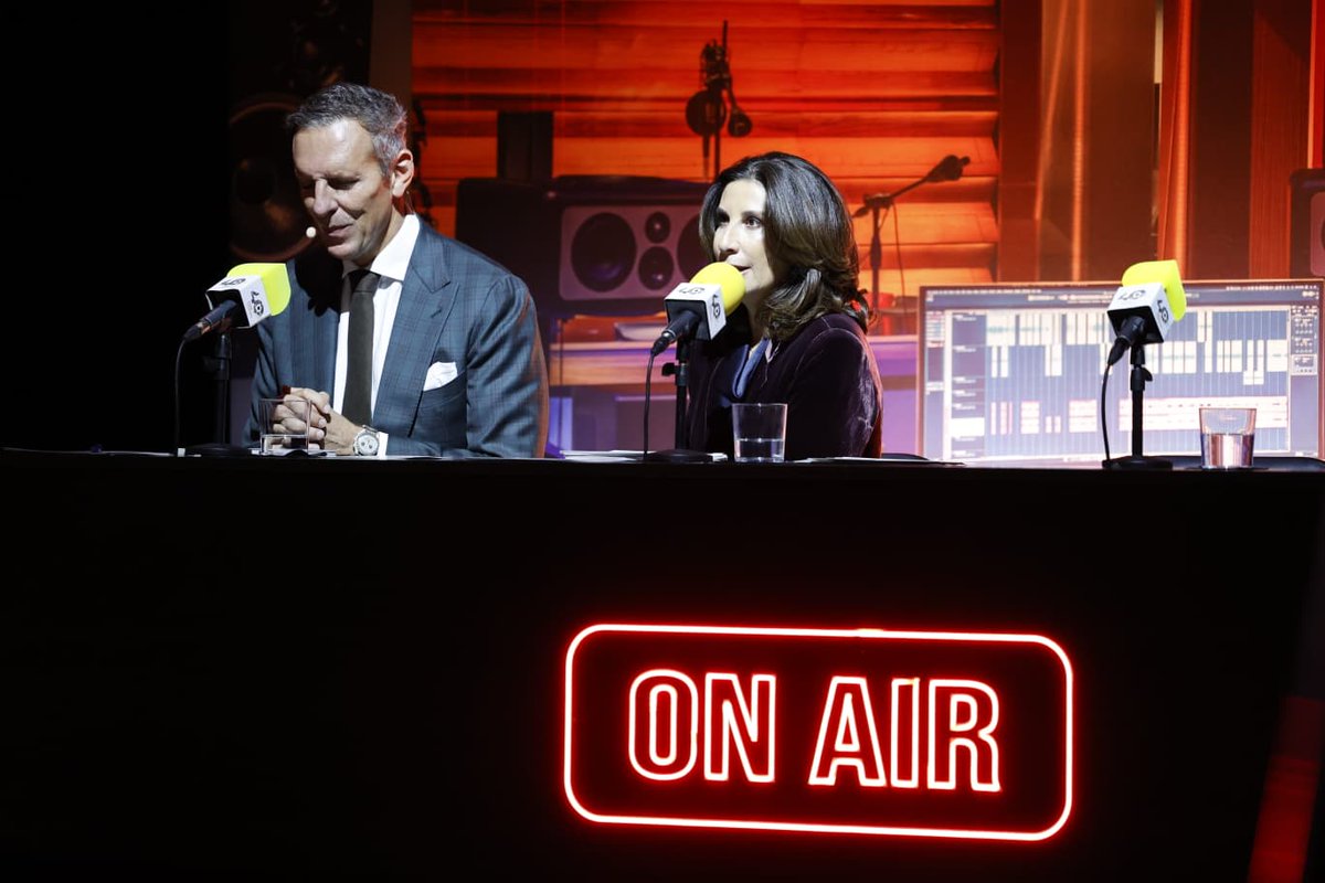 Fundacion_Ceoe's tweet image. #40FundaciónCEOE | Llegamos a una de las partes➕especiales🎙️: ponemos en valor nuestros #proyectos a través de las voces de quienes han vivido su impacto🤝

¿Conoces nuestros4⃣ejes estratégicos?
🔹La persona en el centro
🔹Acción social
🔹Buen Gobierno
🔹Empresa y competitividad