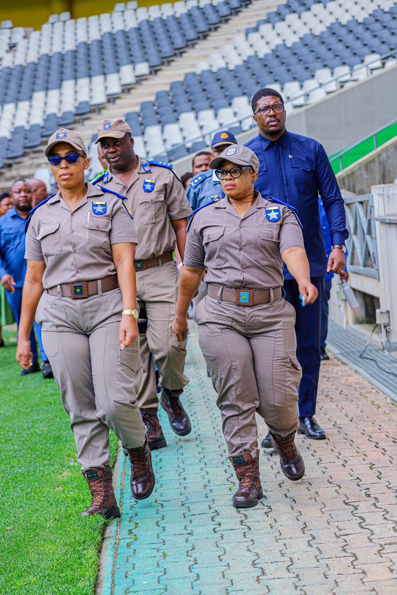 Dotransport's tweet image. This forms part of our national preparations for the Festive Season Road Safety Campaign, ensuring increased law enforcement visibility along high-risk routes during peak travel times

#RoadSafety