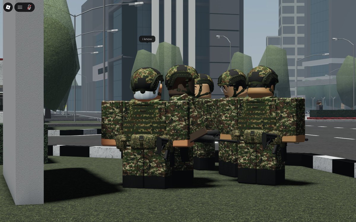 MSIA_TDM's tweet photo. Kem Warndieburn, Kuala Lumpur

On November 19, Rolay Malay Regiment and Royal Artillery Regiment has conducted urban warfare training at Kem Warndieburn. https://t.co/ne5EWCan3N