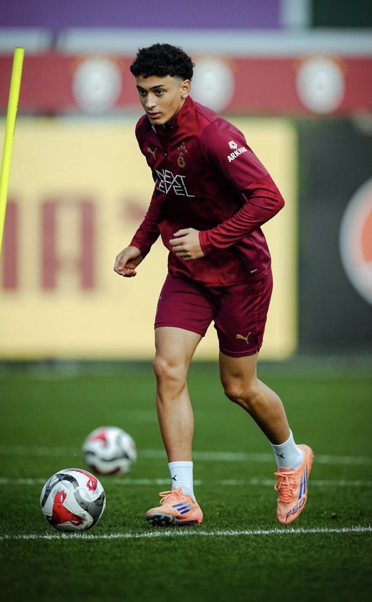 GS_Altyapi's tweet image. Ada Yüzgeç, bugünkü antrenmanda yer aldı.