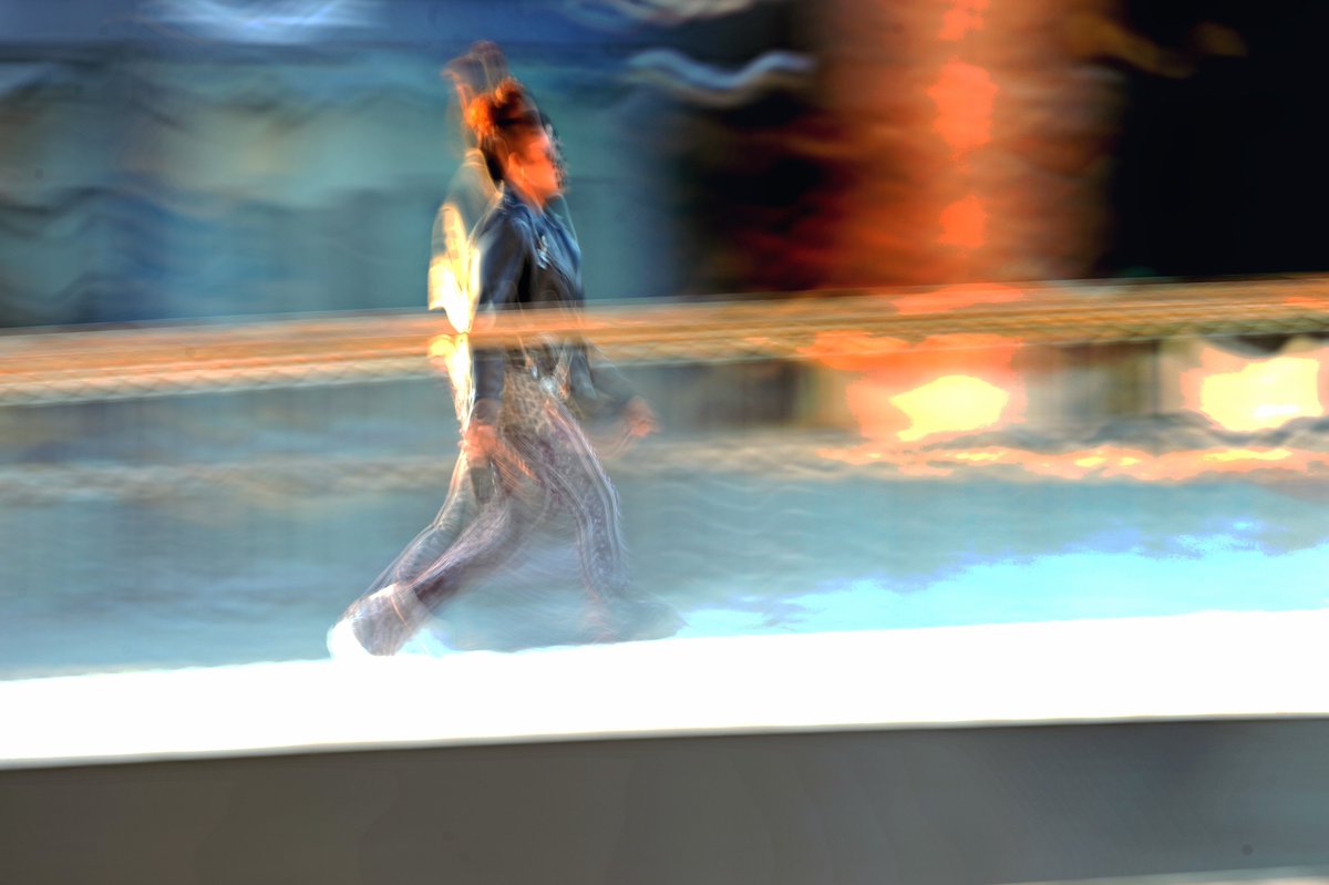 lassetur's tweet image. Movement, Oslo
The art of walking — a quiet moment in motion, where the city becomes part of the rhythm.

4797_6
#Movement #Oslo #Norway #lassetur