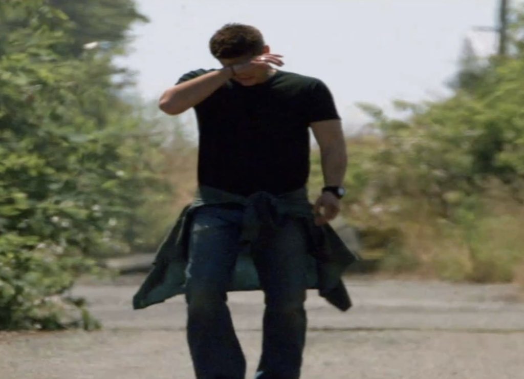 2015 راجعه من المدرسه:
2025 راجعه من الجامعه: