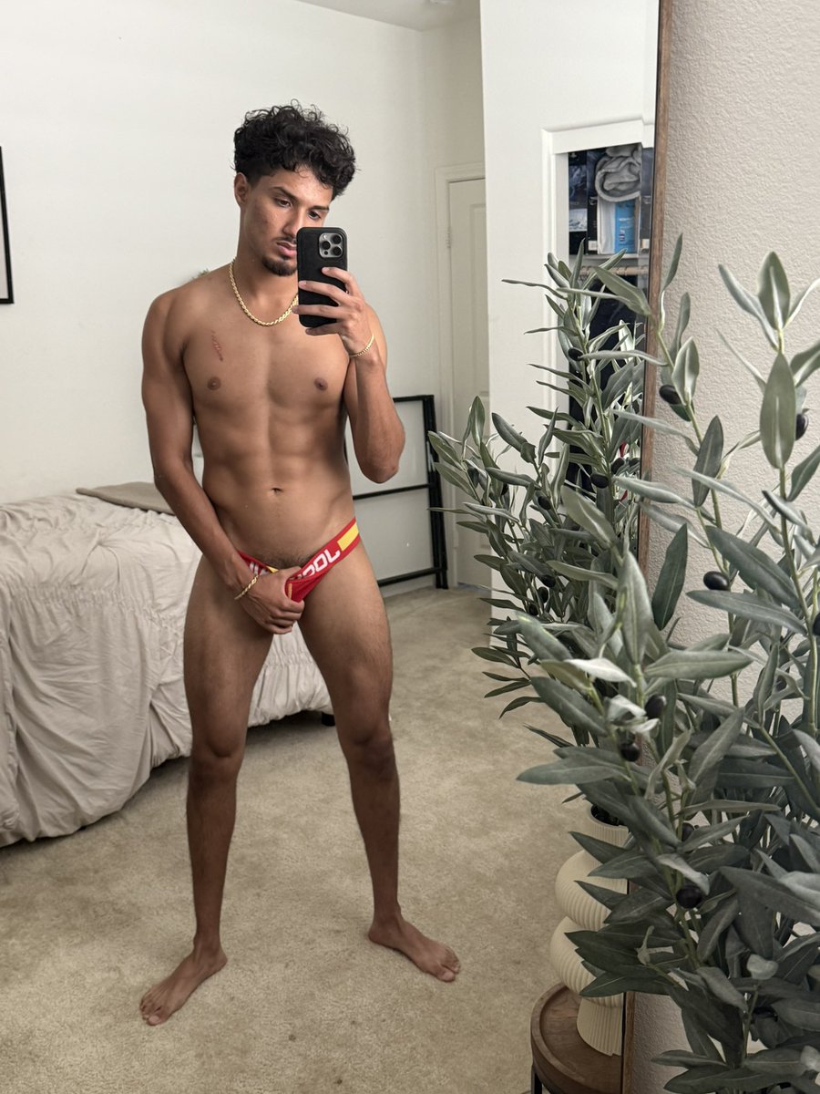 edgyadrian tweet media