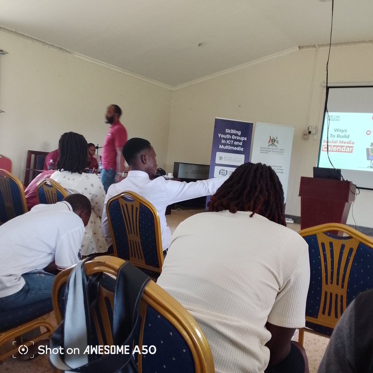 Anyaku2633's tweet photo. Every one shares there ideas and suggestions after every sessions as seen here https://t.co/JwG5TDq3WO