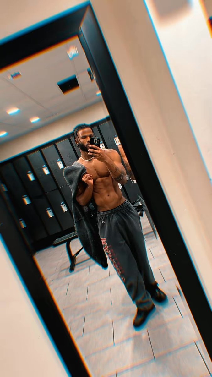 Shadowsvfw2's tweet photo. I'm not perfect, but I know exactly where to touch your curiosity.🫣 https://t.co/vFzgwjxizS