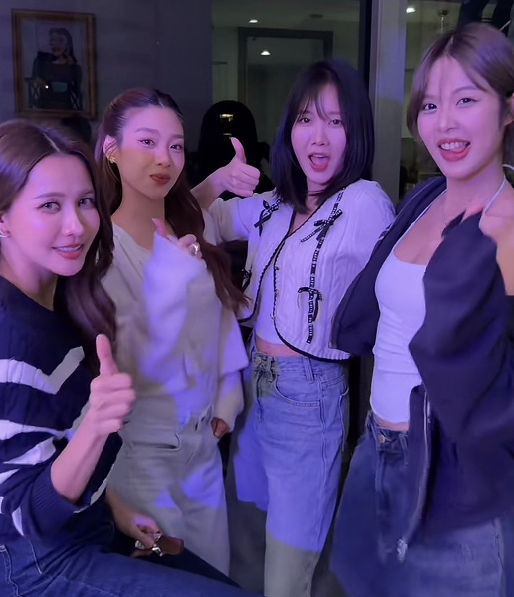 pxmd_'s tweet image. ไม่ไหว55552626252525525555555555