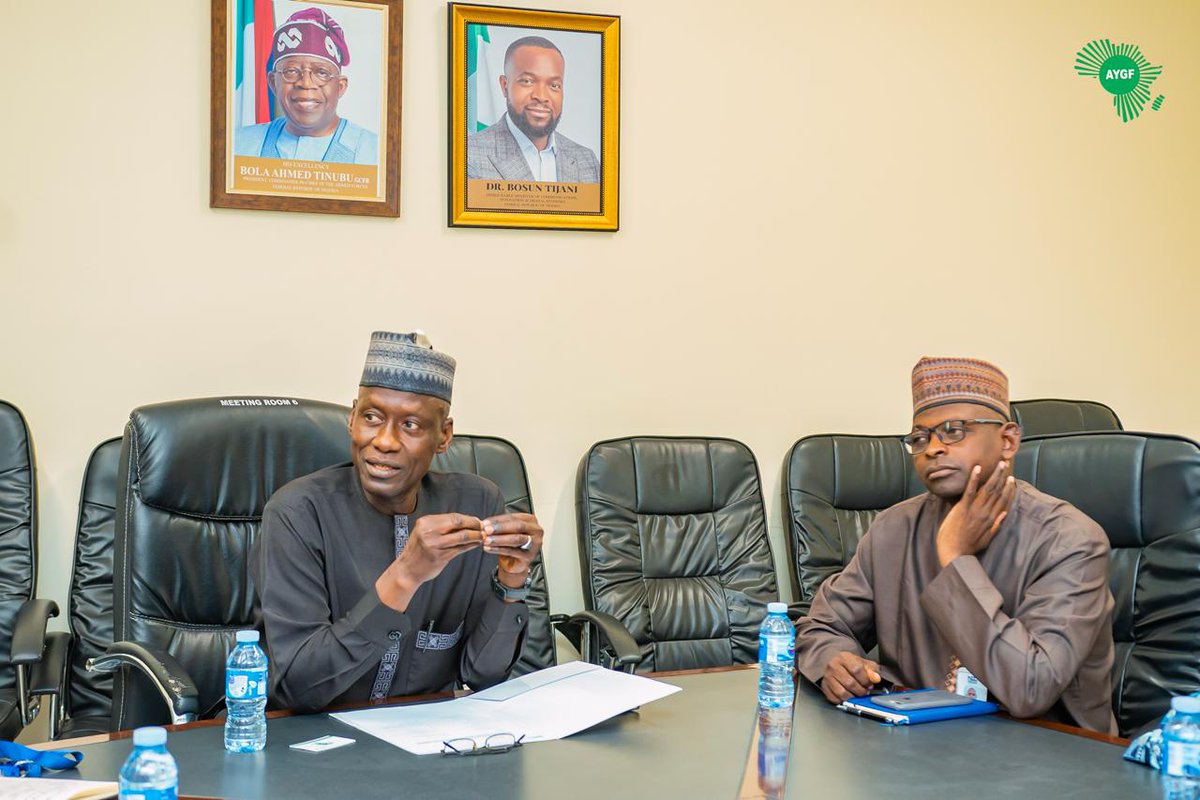 Aygf_'s tweet image. 3/ Discussions focused on bridging the digital divide by improving connectivity, expanding access to internet services, and strengthening digital infrastructure, particularly in rural and underserved communities.
#ConnectivityForAll #EmpoweringCommunities