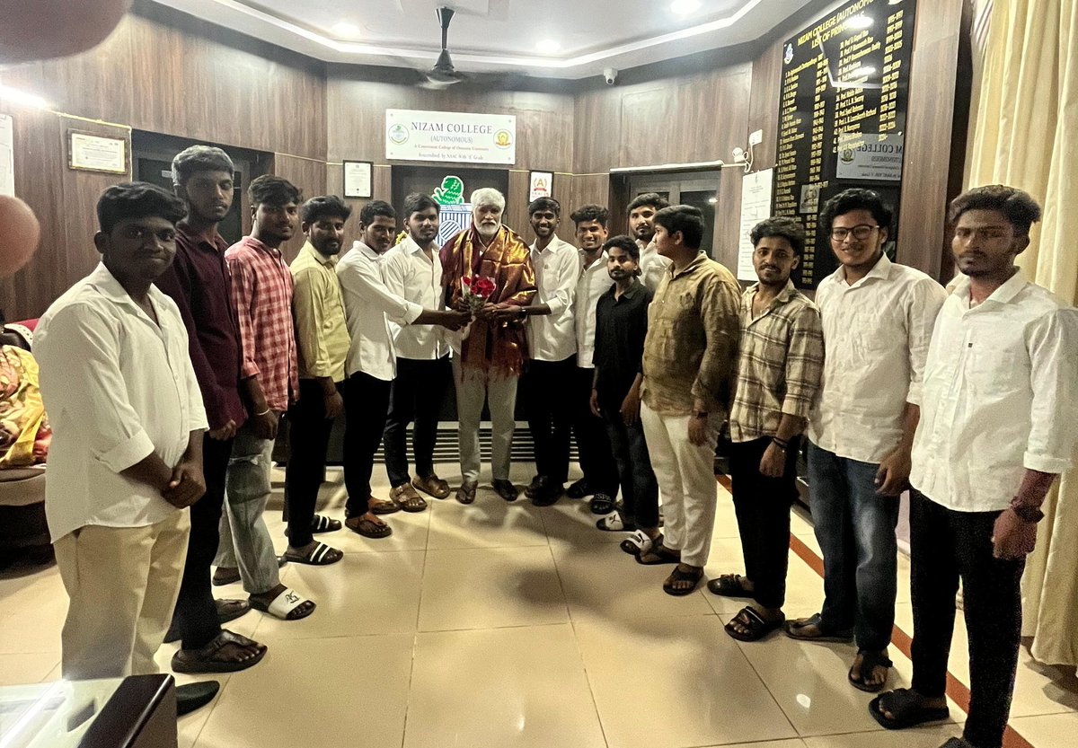 Mohankumar_NSUI's tweet image. &quot;Congratulated Newly Appointed Nizam College Principal Prof. P Srinivas.Wishing him success and hoping for his pivotal role in enhancing student welfare and college development.&quot;
#MohankumarNSUI 
#Mohankumarbattapothula