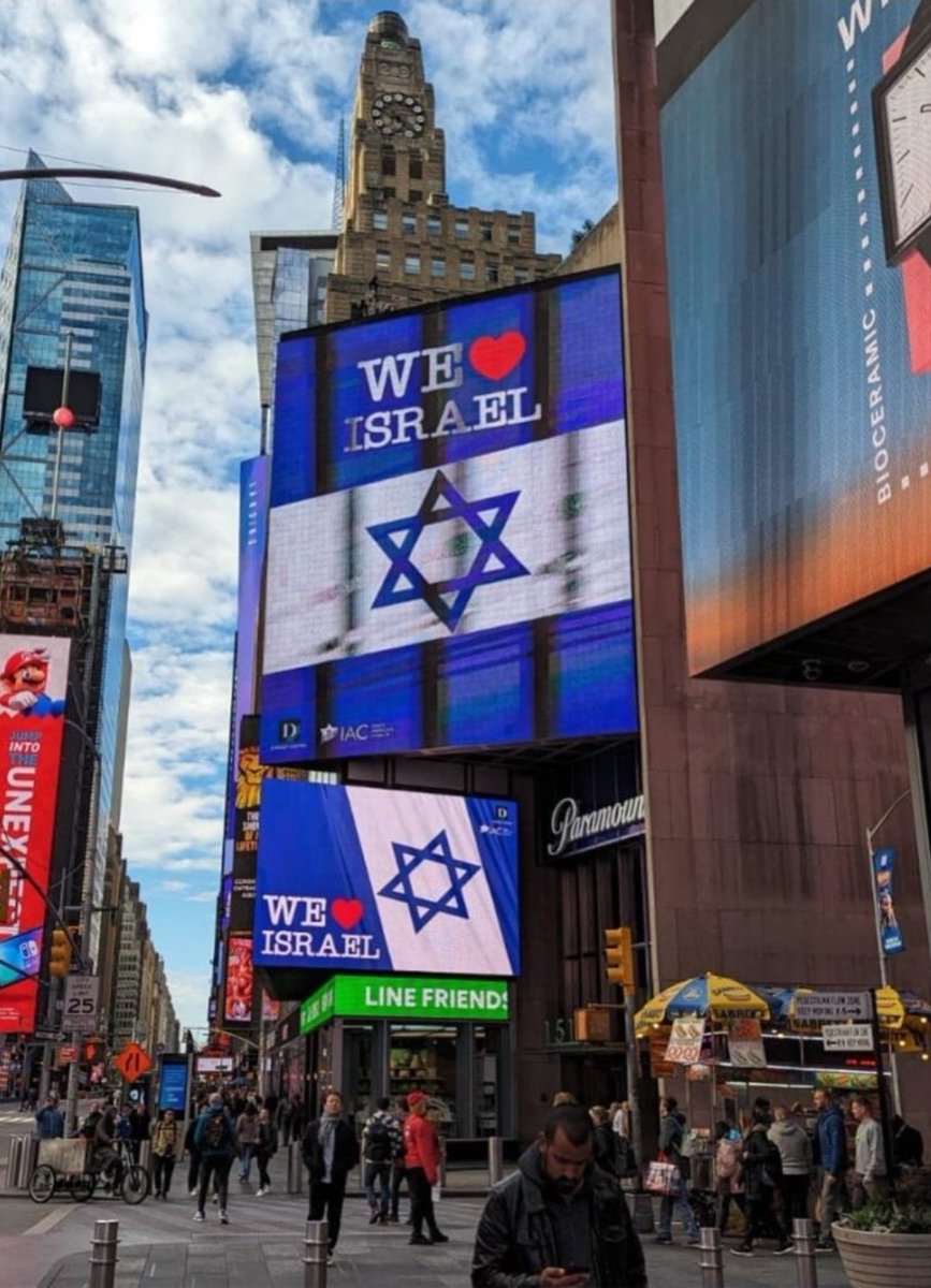 sosonosonosono's tweet image. VOX from Hazbin Hotel took over billboards in Times Square