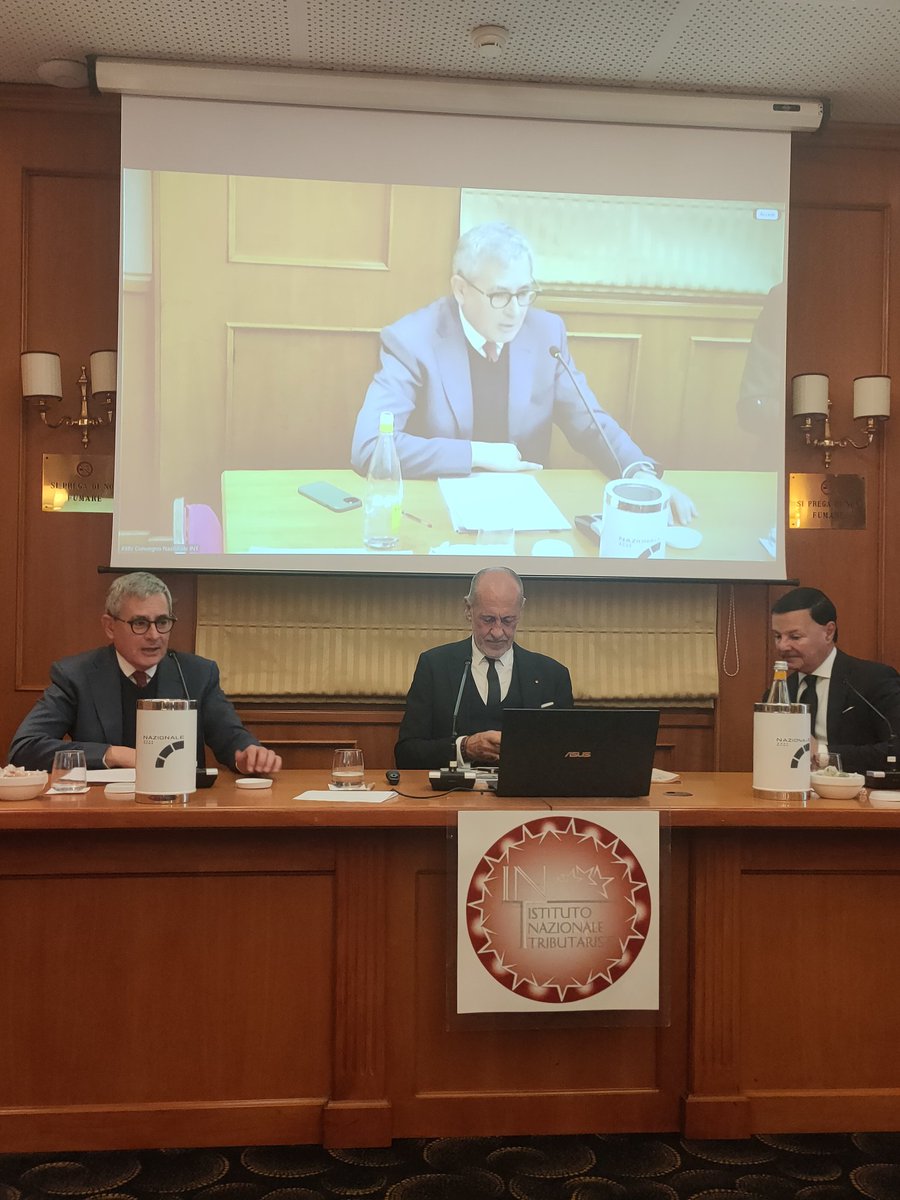 il dottor <a href="/EraldoMinella/">Eraldo Minella</a>  de <a href="/sole24ore/">IlSole24ORE</a>    al XXIV Convegno nazionale INT 'la mission del Sole 24 ore e' far risparmiare tempo, con i vari strumenti a disposizione, l'IA allarga questa mission'
#INTtributaristi
#tributaristi