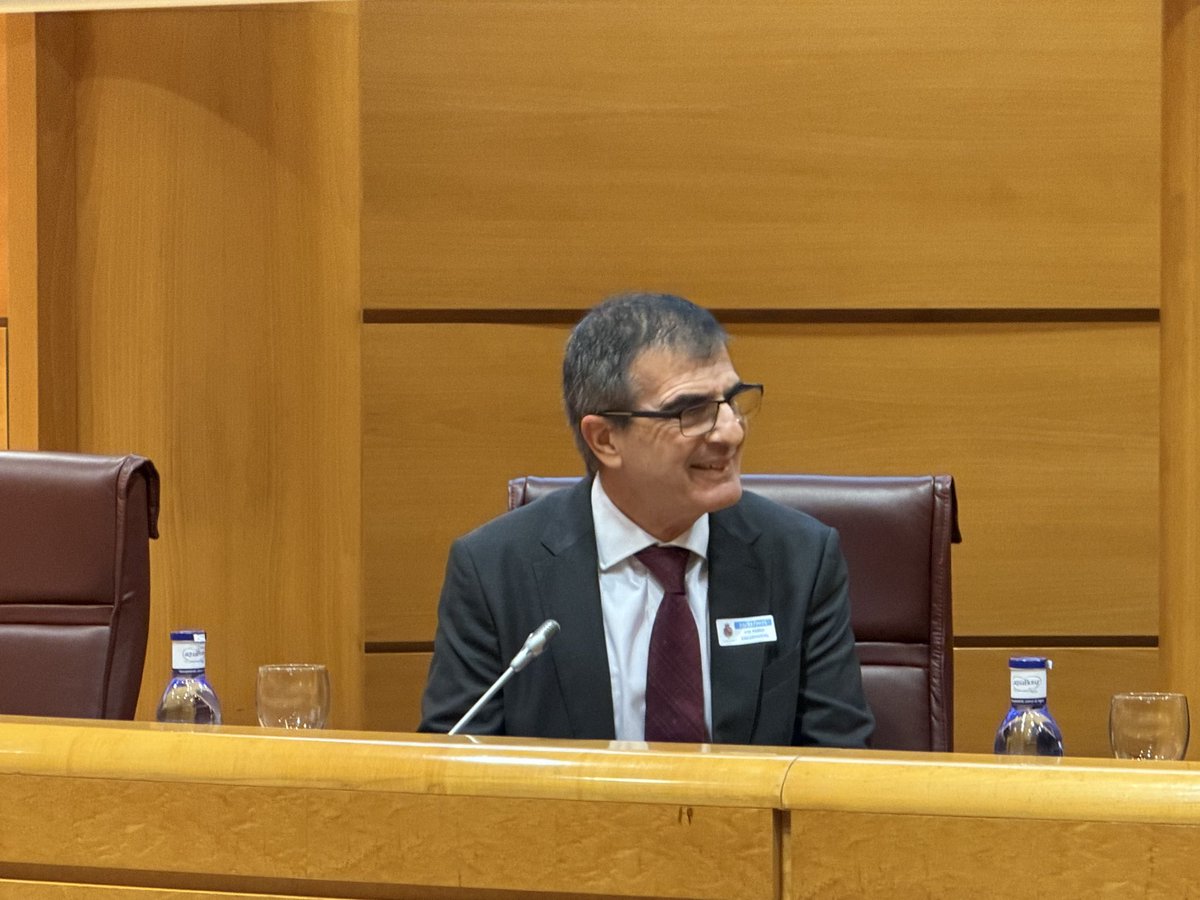 ConSalud_es's tweet photo. Durante la primera mesa de debate del VIII #ForoSD intervendrán

👤 Augusto Cañas @QuironSalud
👤 Begoña Barragan @GEPAC_
👤 Isabel Sastre #HUFA
👤 Salvador Díaz @OximesaNG https://t.co/TM3VntYVXJ