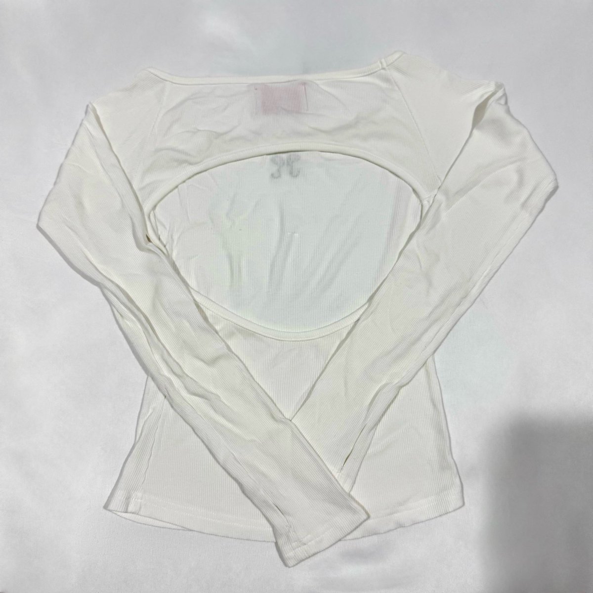 __lilil__lili__'s tweet photo. 🩰แบรนด์ Shebyshj ไซส์ Free

🤎ขาย: 350฿ (รวมส่ง)

#ส่งต่อเสื้อผ้า #ส่งต่อเสื้อผ้ามือ2 #ส่งต่อเสื้อผ้ามือสอง #โล๊ะตู้ #โล๊ะตู้เสื้อผ้า #โล๊ะตู้มือสอง #bemingbkk #ส่งต่อvgh #ส่งต่อstylistshop #เสื้อผ้าy2k #shebyshj #รับหิ้วเวียดนาม #หิ้วเวียดนาม #พรีเวียดนาม #shebyshi https://t.co/ynPDOtQqIw