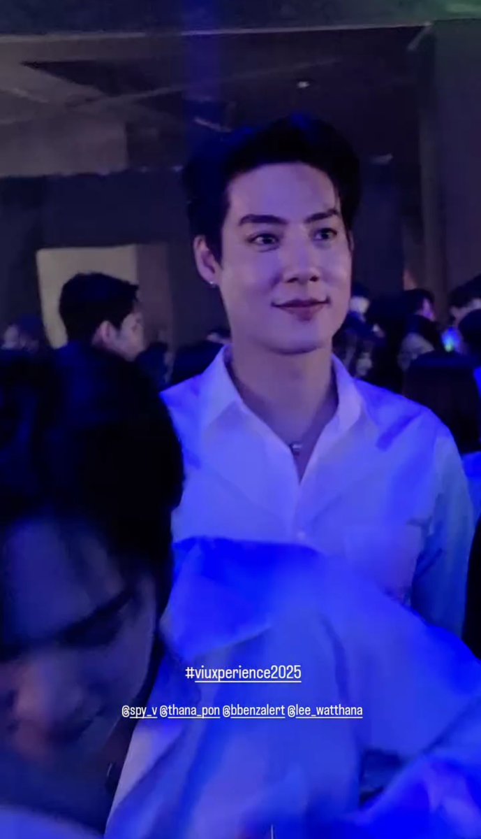 Panisss98's tweet image. น้องลี : ใดๆผมคิดว่าธนภณเขามีอะไรที่เป็นเกราะป้องกันเยอะอ่ะ

: หนึ่งในเกราะป้องกันธนภณ 

#SpySailub #PonThanapon #LeeAsre