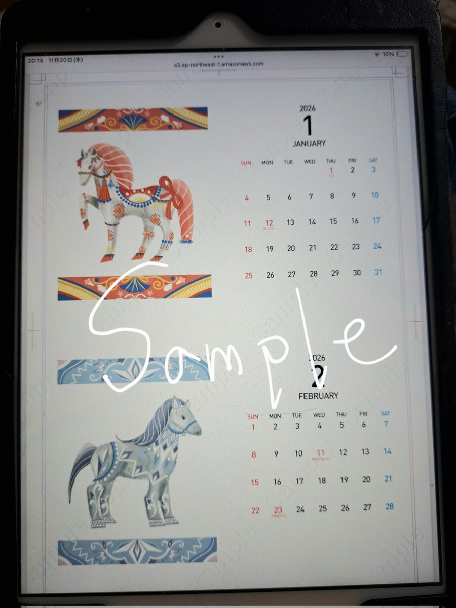 カレンダー入稿したよ！
🐴🐴🐴🐴🐴🐴🐴🐴🐴
こんな感じの
馬ONLYのカレンダーが
できそうです🐎✨
真ん中が折り目になってるタイプ！
曜日はテンプレの関係で
日曜始まりですー🙏

デザフェスで販売したのに加えて
新デザインが3つ入っています🐴🐴