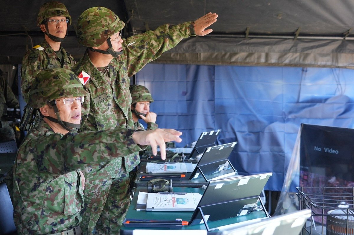 希少　陸上自衛隊　東部方面隊　チャレンジ　陸将 東部方面総監上田陸将は、＃第12旅団 総合戦闘射撃競技会を視察しま