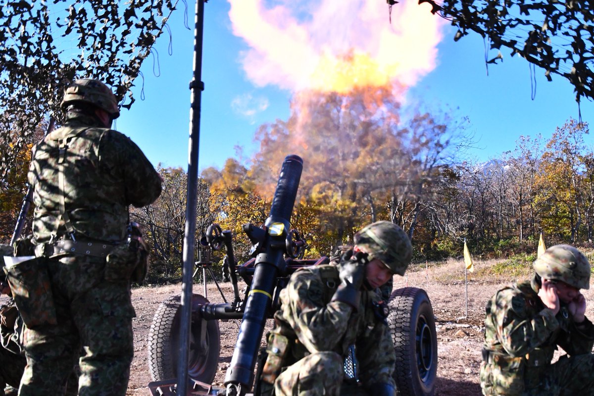 東部方面総監上田陸将は、＃第12旅団 総合戦闘射撃競技会を視察しま
