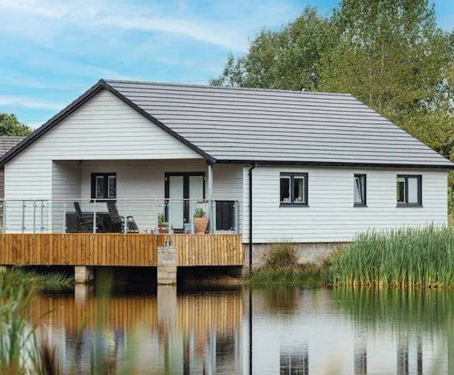 ESIBuilding's tweet image. Register for @MarleyLtd CPD: Modern design considerations for #RainscreenCladding here buff.ly/Tfv19Wv #CladdingCPD