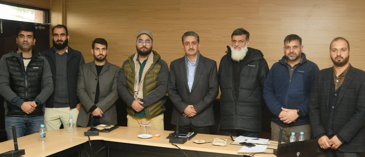 JKEDI4U's tweet photo. From vision to victory! 🚀 JKEDI hosts the Final Pitch of Startup Idea Challenge 2025, turning bold ideas into real-world impact. #IdeaToImpact #JKEDI @startupindia @OfficeOfLGJandK @OmarAbdullah @OfficeofDYCMJK @mandeep082 @DoIC_JK @diprjk @DailyExcelsior1 @GreaterKashmir https://t.co/FHbcYpHV6r