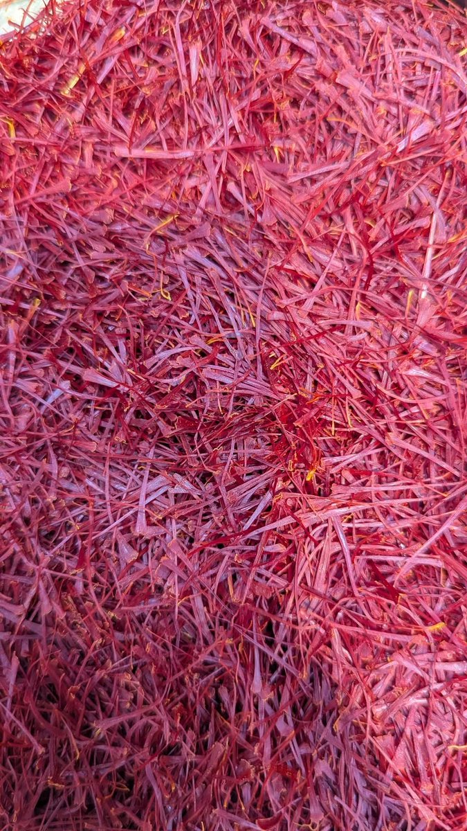 PakistanJannatt's tweet image. زعفران آج کا ریٹ 7 لاکھ روپے کلو