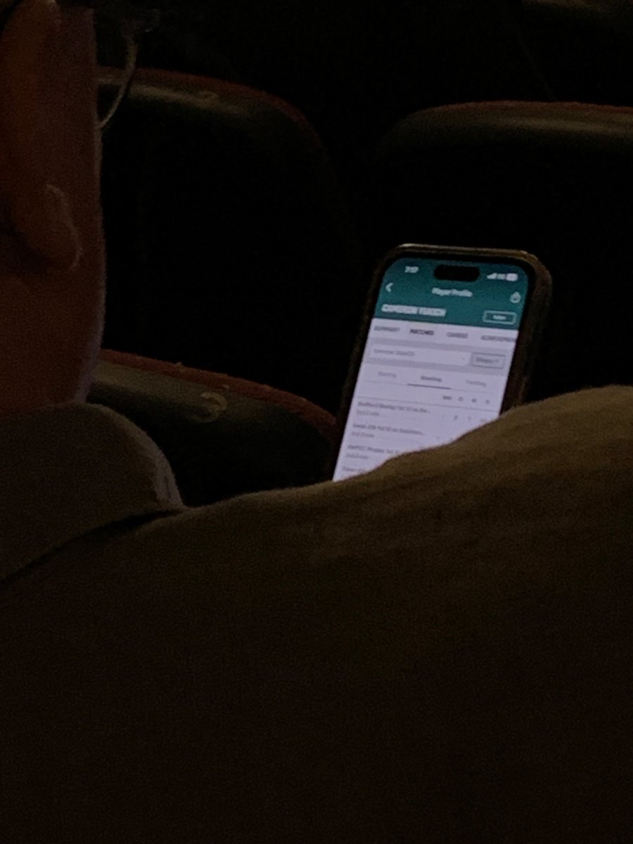 Hirdy13's tweet photo. Man in front at @gradecricketer checking out @Cam_Yukes form this season. Underbatted the word I heard https://t.co/BkWORH9KhB