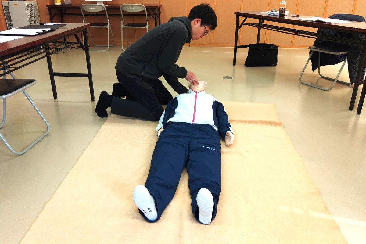 polaris_guides's tweet image. 【上級救命講習修了🚑】

#豊富町観光協会 の方と一緒に、#豊富消防署 で年1回開催されている上級救命講習を受講してきました🙇

これからも安全なツアー運営を心掛けつつ、いざというときに慌てずに冷静に対処できるよう準備していきたいと思います🍀

#北海道 #豊富町 #消防署 #上級救命講習