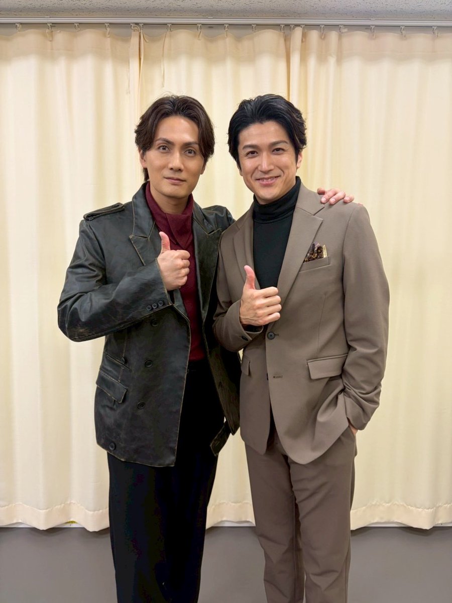 Daisuke_W1106's tweet image. 今日は和樹とミュージカル『最後の事件』の取材でした👍

和樹との対談は多分1789以来かな〜🤔
約7年ぶりの和樹との取材！
それはそれは楽しい2人での取材だったので、詳しくはこれから告知がありますが、
楽しみに待っていてくださいね🙌✨
#ミュージカル最後の事件
#加藤和樹
#渡辺大輔