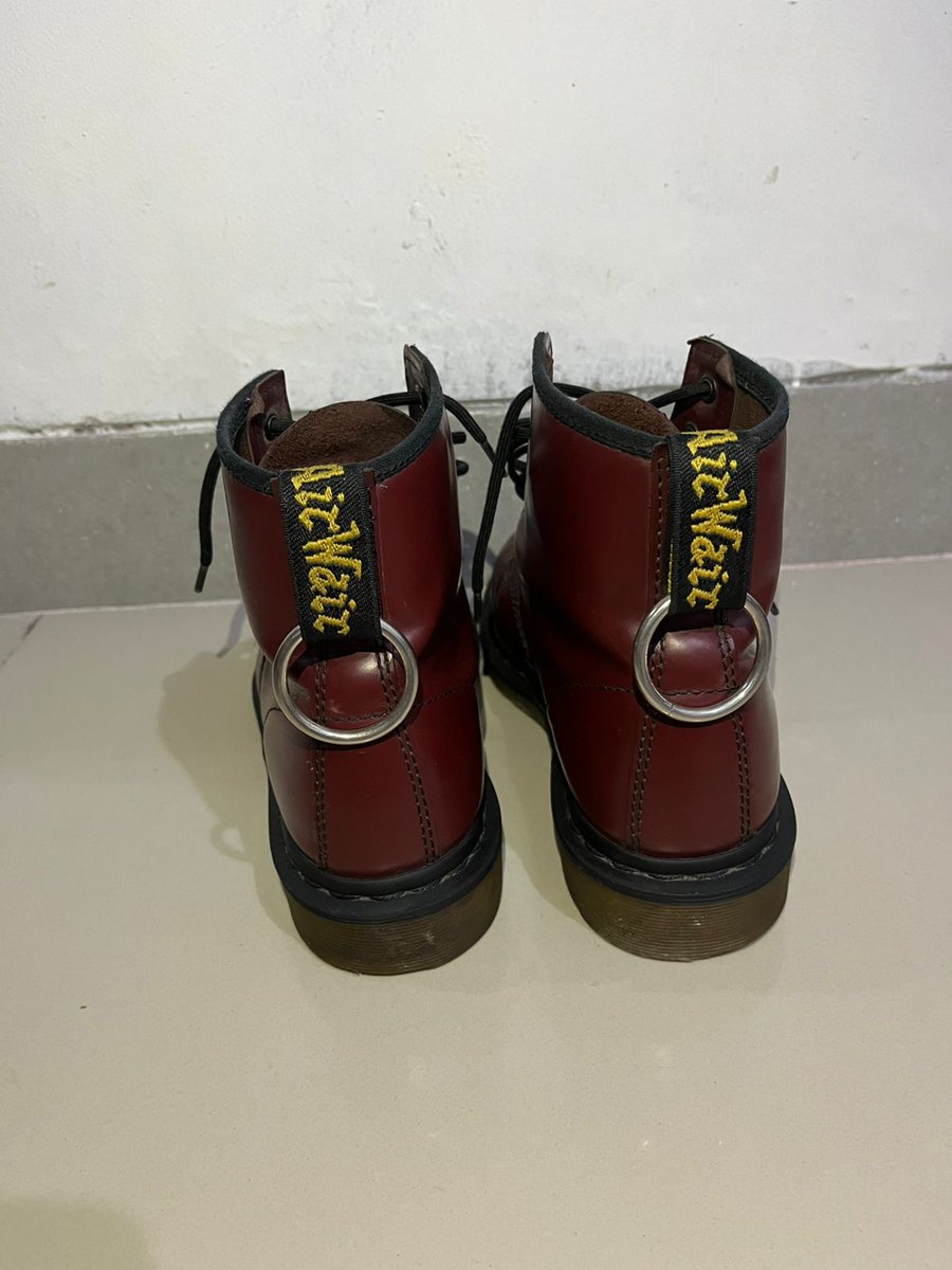 untukkaya's tweet photo. #UGDforpss
#ugdforpss1976
Docmart 101 
Size 40-41
Red Cherry 
MIV 
Sepatu only
Wa 082146114600
@UGDForPSSSleman
@UGDforPSS1976 https://t.co/Sv097ds4Lv
