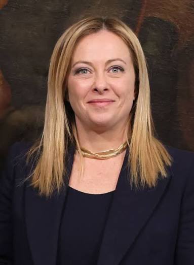 ⭕️ L’AUTOGOL DEL QUIRINALE,
LA FORTUNA DELLA MELONI 

Oggi sul Corriere della Sera, un altro retroscena a firma di Simone Canettieri sul caso del consigliere del #Quirinale Francesco Saverio #Garofani. Un retroscena che rappresenta l’ennesima conferma: le frasi sulla necessità di