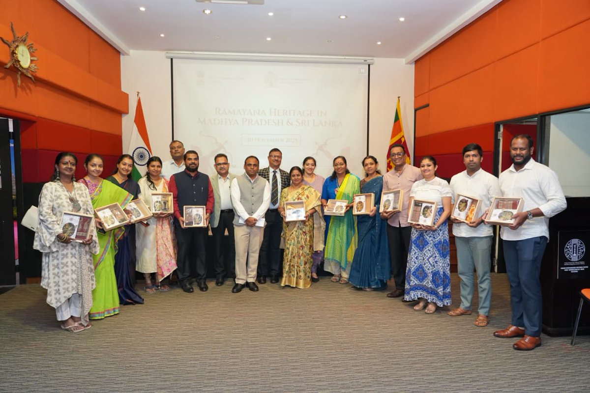 IndiainSL's tweet photo. Nurturing 🇮🇳 - 🇱🇰 shared heritage of Ramayana.

A delegation led by Managing Director @MPTourism met experts, storytellers, artists and businesses associated with the Ramayana trail in Sri Lanka, highlighting the deep cultural connections between 🇮🇳 & 🇱🇰.

@MEAIndia 
@tourismgoi 
@incredibleindia 
@IndianDiplomacy