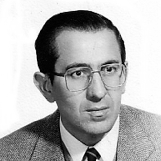 Nos unimos al dolor de familia y discípulos  fallecimiento #historiador #JoséManuelCuencaToribio
Siempre estará presente en nuesto #Archivo, pues nos honró donándonos su #archivoPersonal #GRACIAS👉unav.edu/web/fondos-per…
#profesor <a href="/unav/">Universidad de Navarra</a> #Historia @FyL 64-67