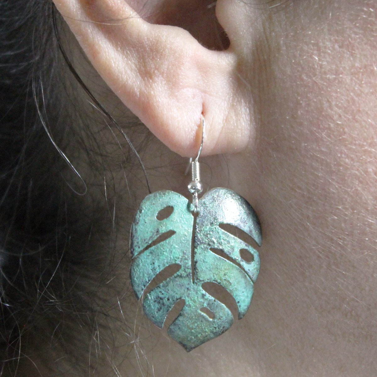 Pues estas preciosidades ya están DE NUEVO DISPONIBLES y listas para irse a tu casita‼️

#Pendientes hojas 🍃 de #monstera en latón y #plata925

👉 plataica.com/products/pendi…

#CostilladeAdán #latón #brassjewelry #handmade #joyeríaartesanal #freeshipping #smallbusiness