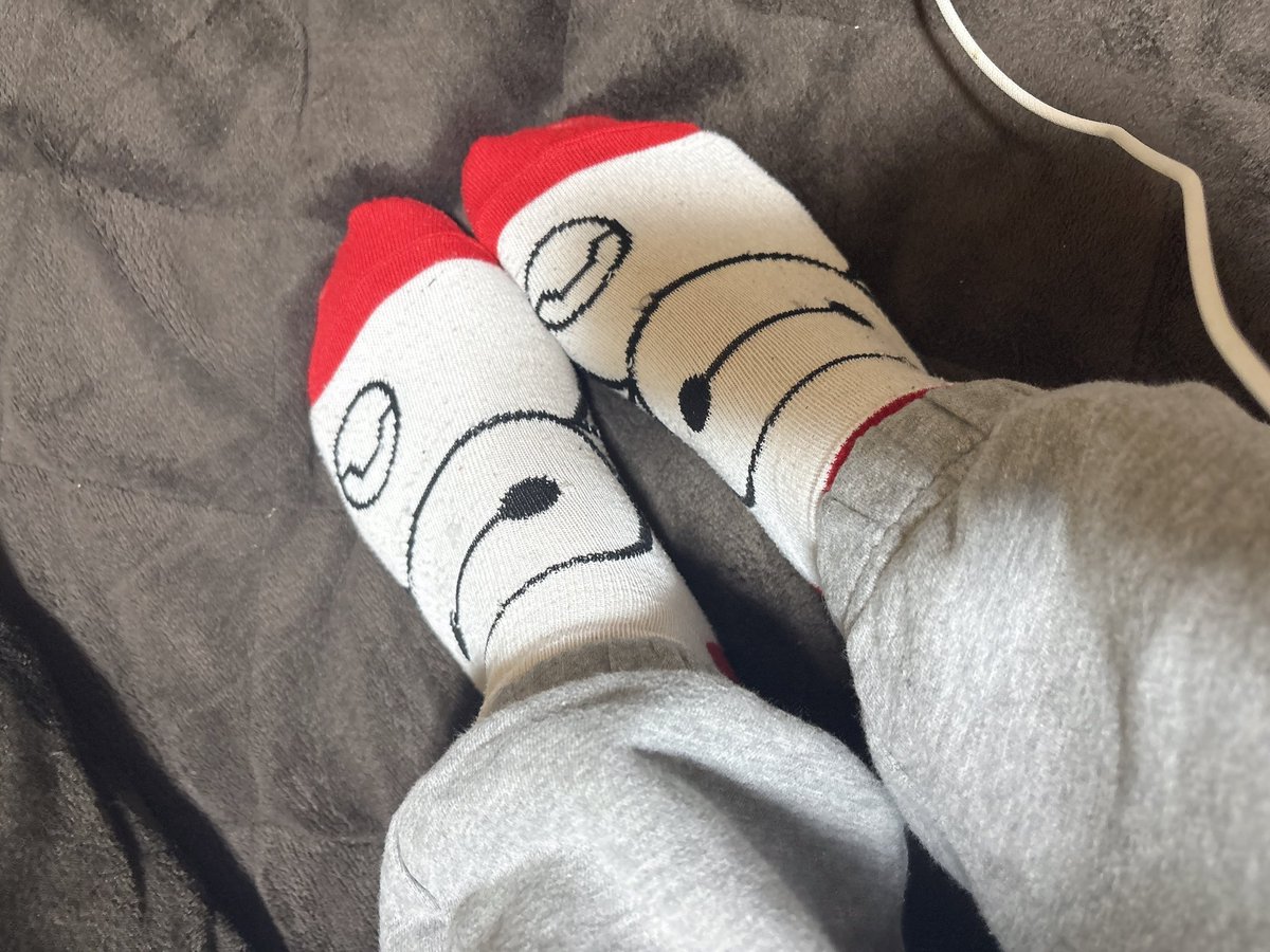 冷え性酷くて寝る時も靴下はかないと
寒すぎてしぬ、、、、