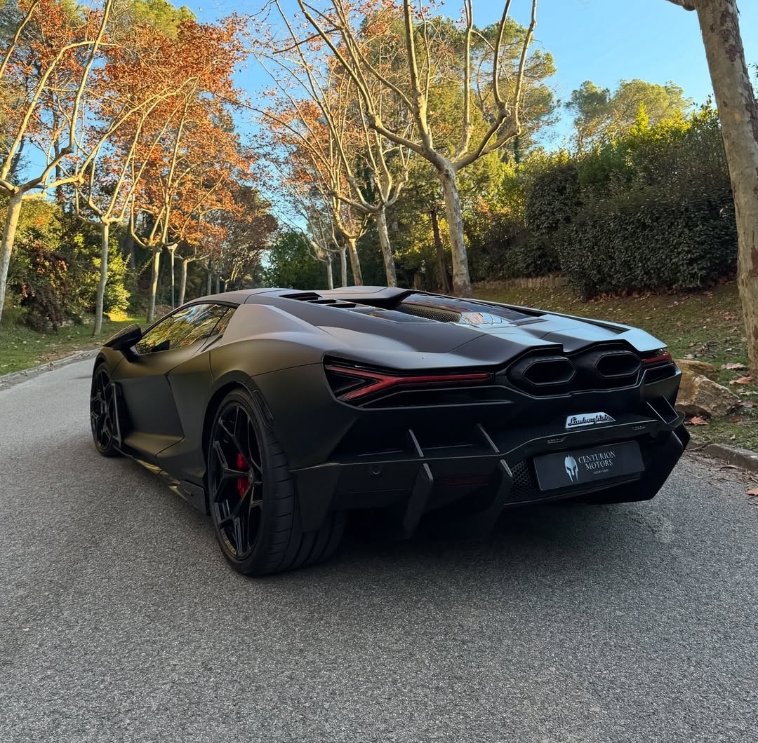 DailyLamboTM's tweet image. 