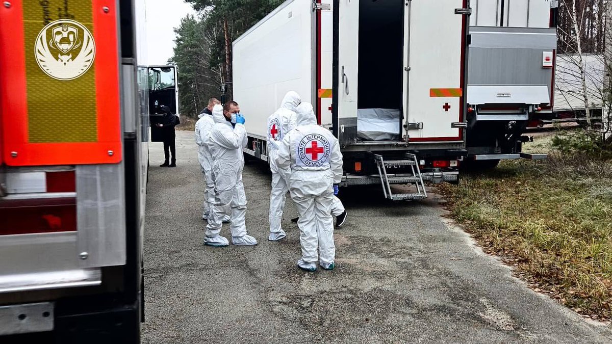 LoetitiaH's tweet image. Le ratio parle de lui-même...jusqu&apos;au dernier ukrainien ! 

La Russie a remis mille corps supplémentaires de soldats ukrainiens. En échange, Moscou a reçu les corps de 30 de ses propres soldats.