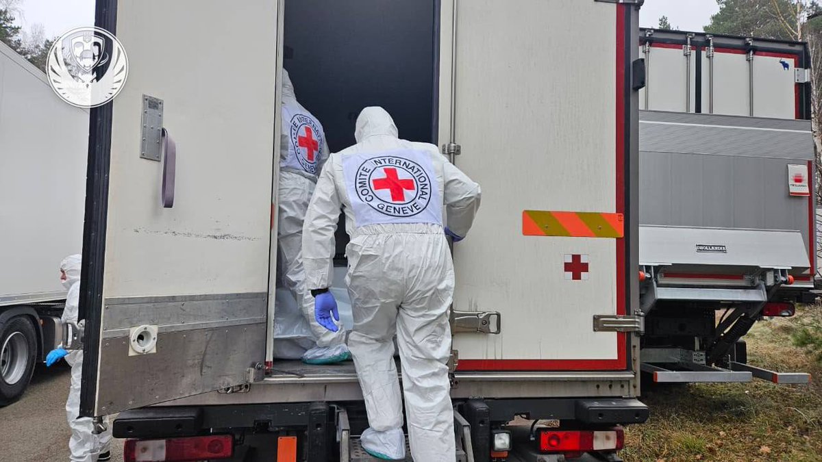 LoetitiaH's tweet image. Le ratio parle de lui-même...jusqu&apos;au dernier ukrainien ! 

La Russie a remis mille corps supplémentaires de soldats ukrainiens. En échange, Moscou a reçu les corps de 30 de ses propres soldats.