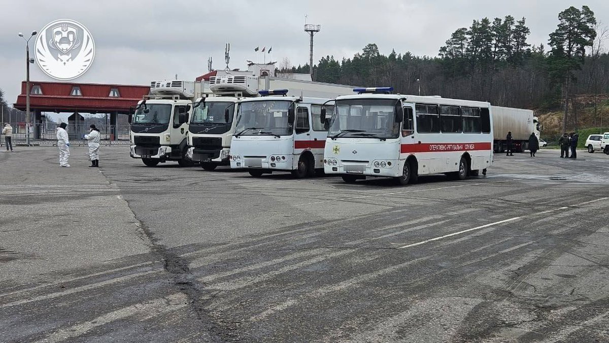 LoetitiaH's tweet image. Le ratio parle de lui-même...jusqu&apos;au dernier ukrainien ! 

La Russie a remis mille corps supplémentaires de soldats ukrainiens. En échange, Moscou a reçu les corps de 30 de ses propres soldats.