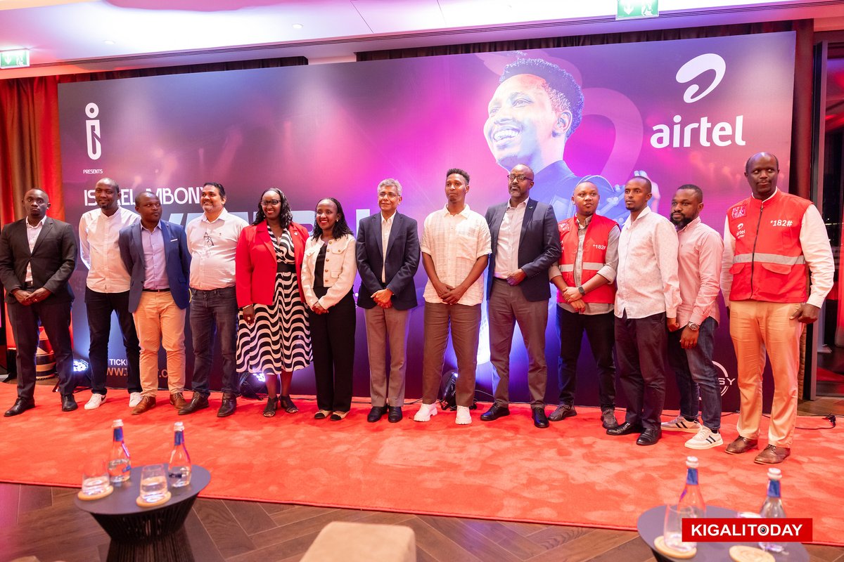 kigalitoday's tweet image. "Muri Airtel, umukiriya ni Umwami. Ni yo mpamvu muri iyi minsi mikuru twabazaniye serivisi za IKOKINGE zihendutse.” Umuyobozi Mukuru wa Airtel Rwanda, Mr. Sujay Chakrabarti.

➡️AMAFOTO: flickr.com/photos/kigali-…
➡️VIDEO: youtube.com/watch?v=cFTMdq…