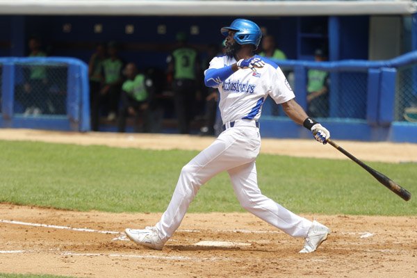 jit_digital's tweet image. Cachorros y Leones no quieren ceder en #64SNB
Los conjuntos de Holguín y La Habana mantuvieron liderazgo y segundo peldaño, respectivamente. #Cuba #Beisbol #BeisbolCubano
jit.cu/NewsDetails.as…