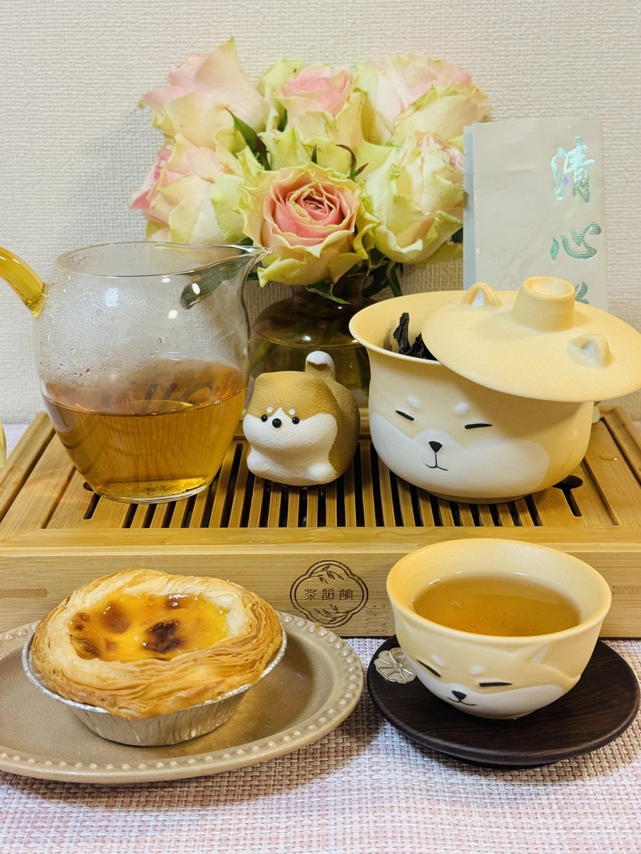 茶樓雨香さんの蓮花峰奇蘭中火 2025に、蓮香楼銀座店のエッグタルト
#茶好連