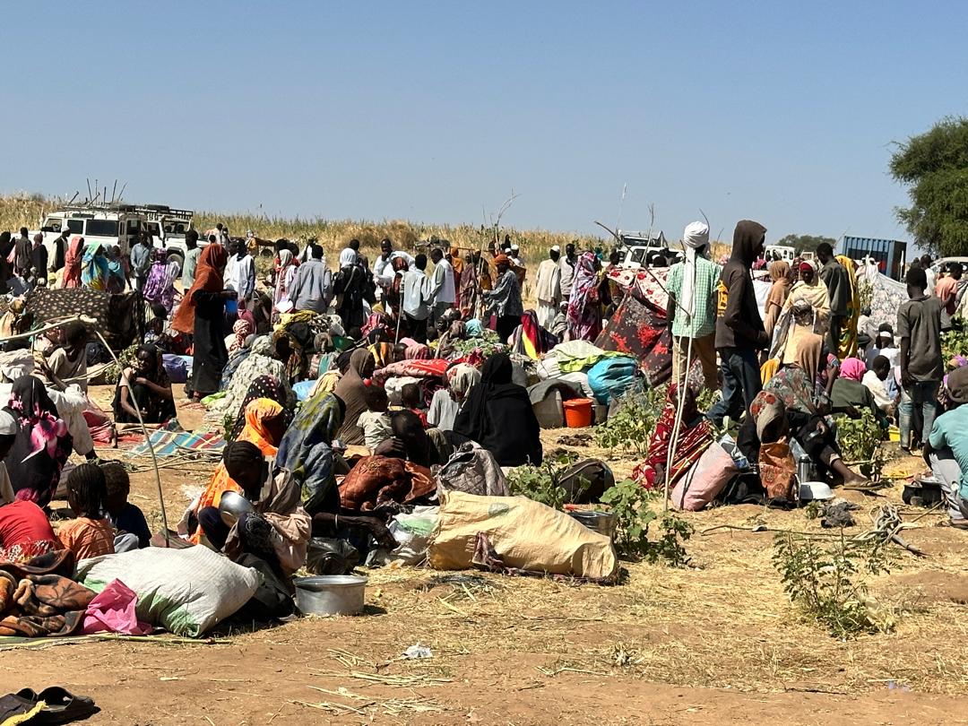 Tawila in #Sudan has exploded into a mega-settlement, but aid cannot keep pace. The risk of disease is escalating as water &amp; sanitation services cannot keep up. Without a major surge of aid, conditions will collapse very quickly. 🔗nrc.no/news/2025/nove…