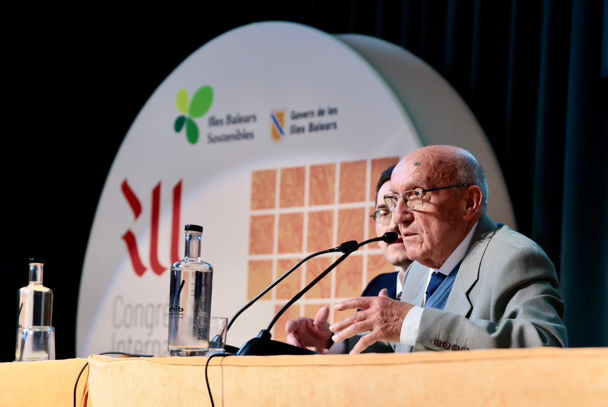 CulturaGOIB's tweet image. ✨La presidenta @MargaProhens ha inaugurat avui el Congrés Internacional Ramon Llull a l’EHIB.

Tres dies de reflexió, recerca i cultura amb més de 50 experts d’arreu del món per seguir projectant el llegat lul·lià.