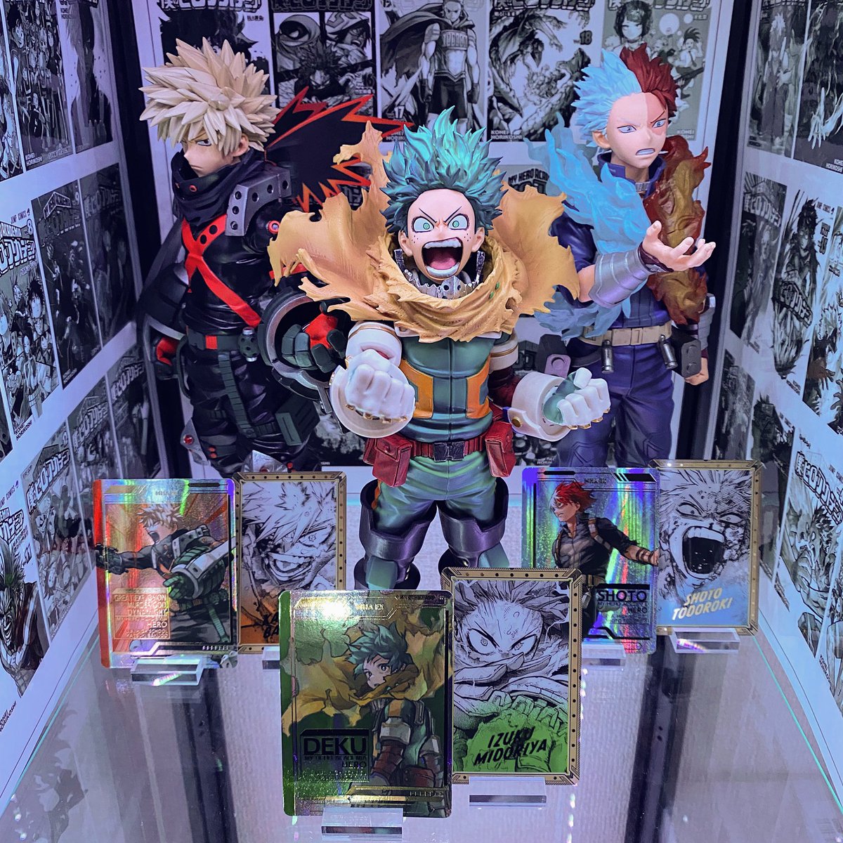 iiittt_7's tweet image. やっぱり原画展グッズ良きですなぁ👈🏻✨
スペースあったらもっといろんなグッズ一緒にディスプレイできるんやろなぁ…💭

#僕のヒーローアカデミア
#ヒロアカ