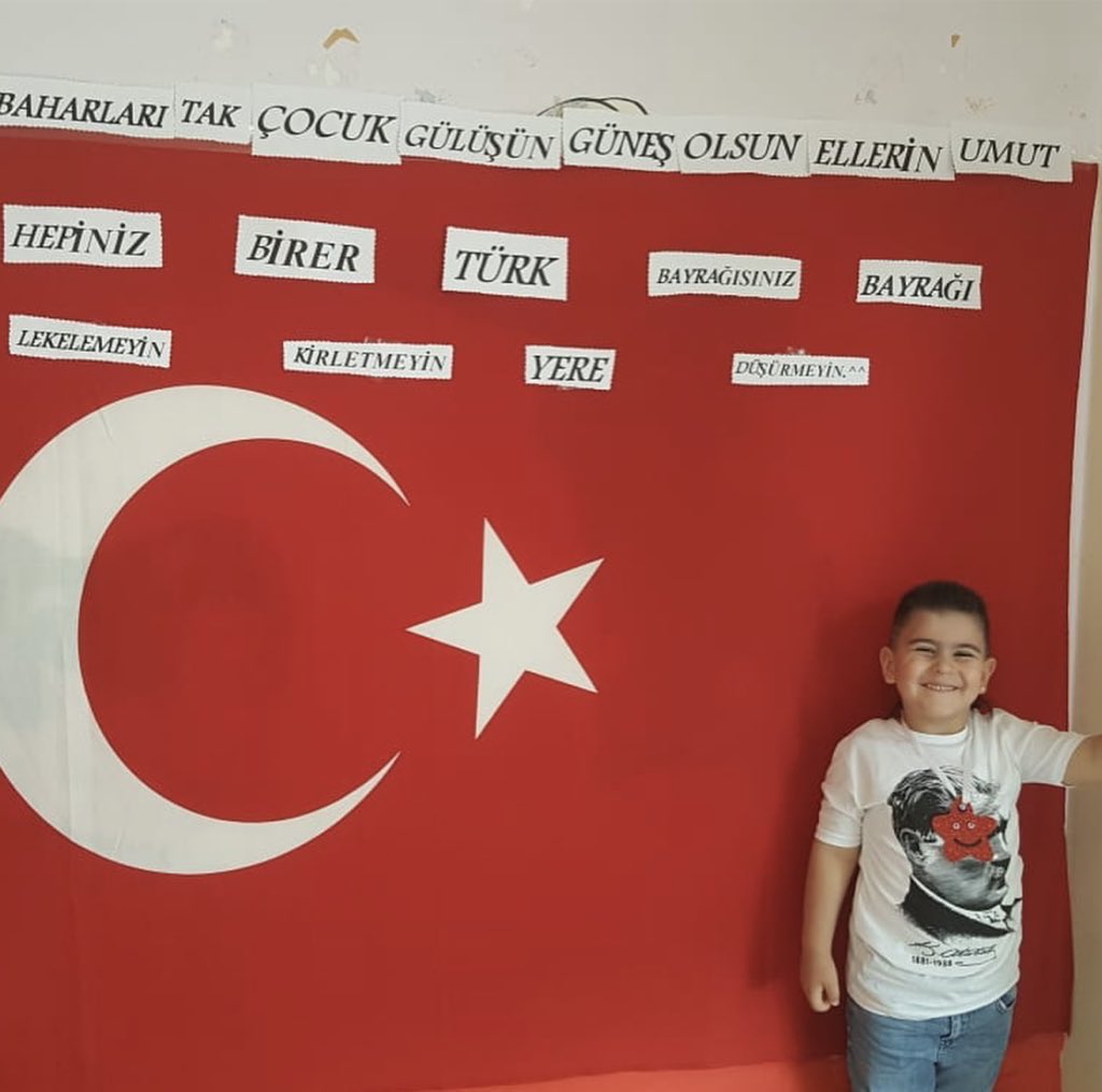 ben seni öldürsünler diye büyütmedim ben seni vatanına milletine büyüttüm. ey devlet neredesin?