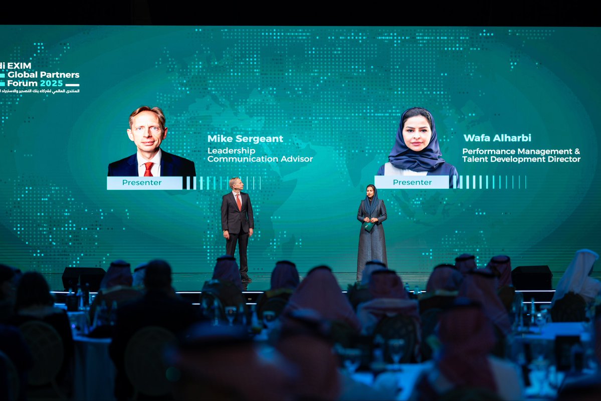 AbdullahK5's tweet image. المنتدى العالمي لشركاء بنك التصدير والاستيراد السعودي يشكّل منصة دولية مهمة لبحث حلول تدعم التجارة العابرة للحدود وتفتح أسواقًا جديدة للصادرات الوطنية. هذه المحافل تعزز حضور المملكة في الاقتصاد العالمي وتخلق فرص أوسع لقطاع الأعمال المحلي.

#تمكين_التجارة_العالمية