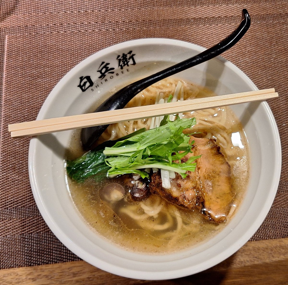 RagleSbow's tweet photo. ラーメン https://t.co/Vuwa6DIDgz