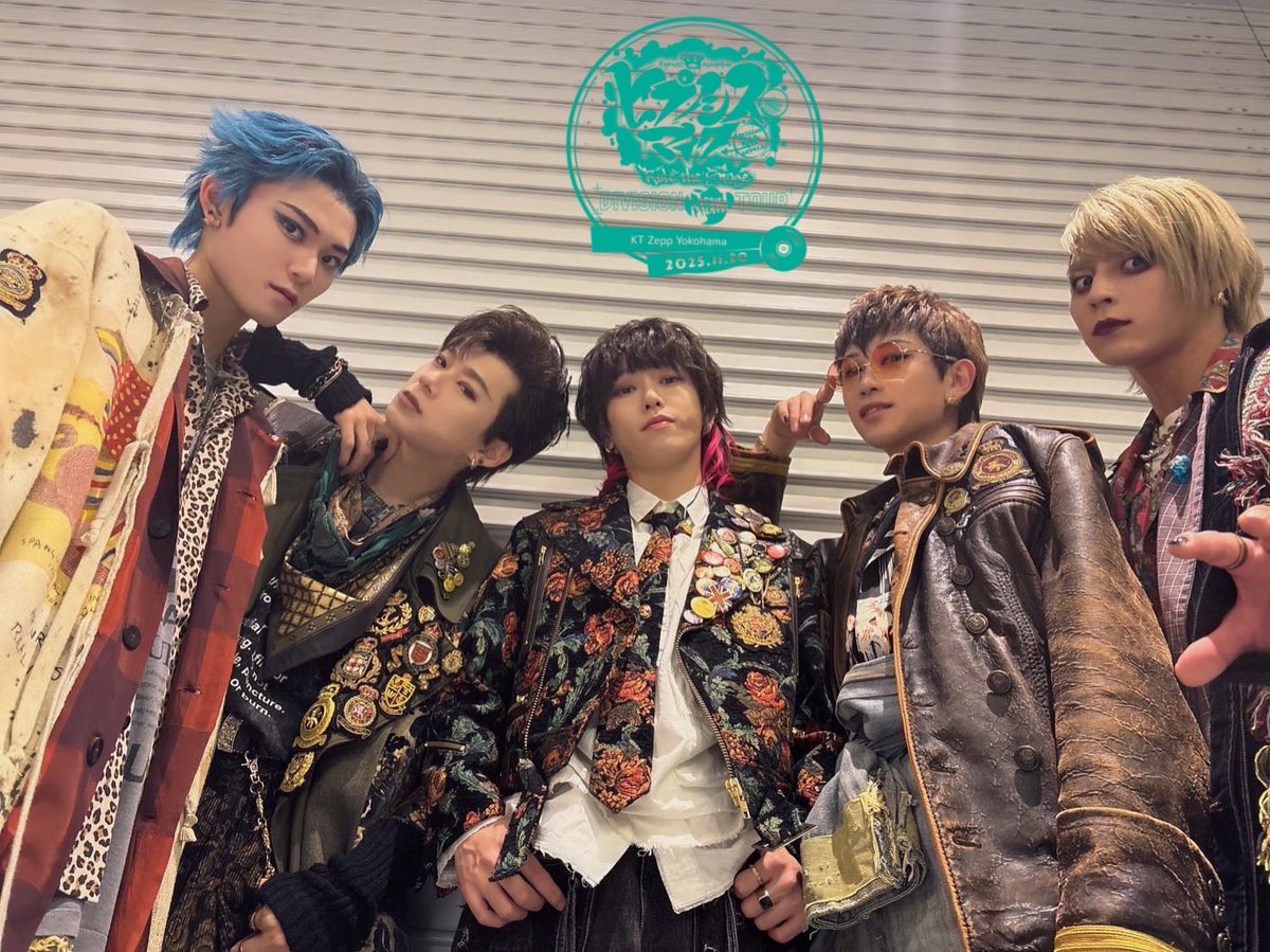 グッズ情報】 本日、10/14(月・祝)公演分の ソロブロマイド ⑲（ハチオウジ・ディビジョン 按雲 真日瑠：SHIN） は完売いたしました。 # ヒプステ ヒプステ ブロマイド ハチオウジディビジョン