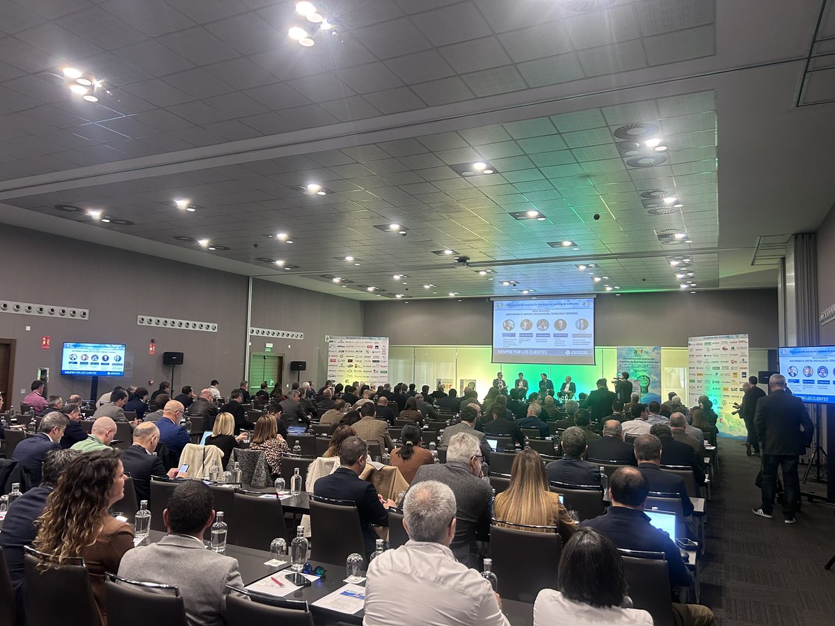 Gerdattellis's tweet photo. Segunda jornada de XIV Convención Asociación Española de Renting de Vehículos. 30 aniversario de @AERenting_Vehic , #iberofleeting  presente  #ConvencionAER https://t.co/4YlyryYMc2