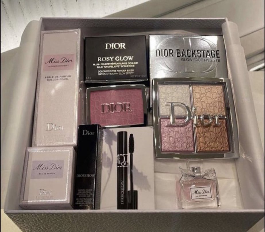 𝒫 (@lvspink0) on Twitter photo 